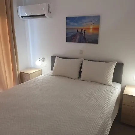 Apollon Apartment